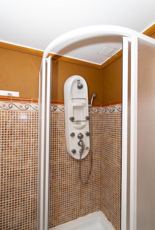 Unique Apartahotel 4-1 Torrevieja Kültér fotó